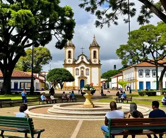 Descubra a Praça Padre Miguel: O Coração da Matriz de Itu
