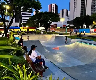 Descubra a Praça Periscópio e sua Pista de Skate em Itu Descubra a Praça Periscópio e sua Pista de Skate em Itu